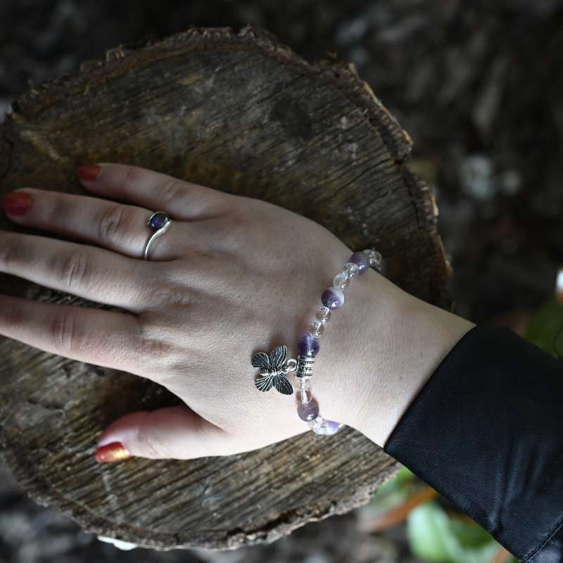 Bracelet en pierres naturelles d’Amethyste et de Cristal de Roche